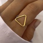 انگشتر مثلث