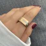 انگشتر نگین دار