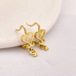 گوشواره میخی