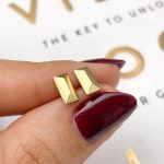 گوشواره میخی هندسی