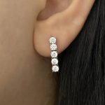 گوشواره میخی تنیسی