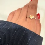 انگشتر مفتولی مینیمال با قلب طلا