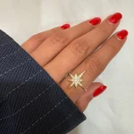 انگشتر طرح ستاره نگین دار