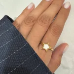 انگشتر طرح ستاره با سنگ سفید