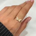 انگشتر پروانه نگین دار