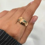 انگشتر نگین دار با سنگ سبز