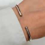 دستنبد النگویی سفید گوی طلا