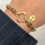 دستبند تیفانی با آویز قفل قلبی