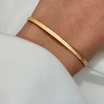 دستبند باریک طلایی
