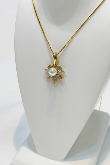 گردنبند با مروارید