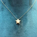 گردنبند با آویز ستاره