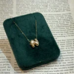 پلاک حرف n بادکنکی