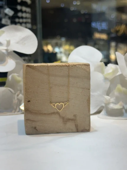 زنجیر متصل قلب و بال فرشته