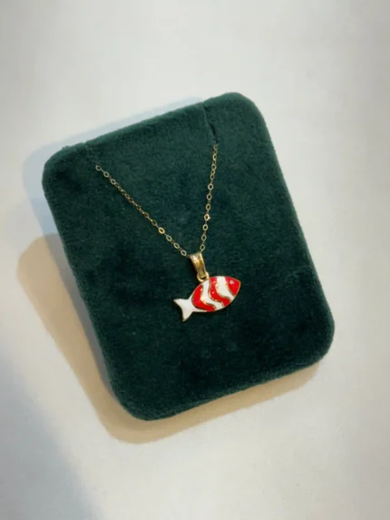 پلاک ماهی با لعاب قرمز و سفید