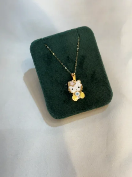 آویز طلای هلو کیتی