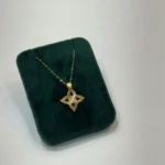 پلاک طرح روبرتو