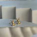 گوشواره میخی خرگوش