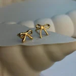 گوشواره پاپیون