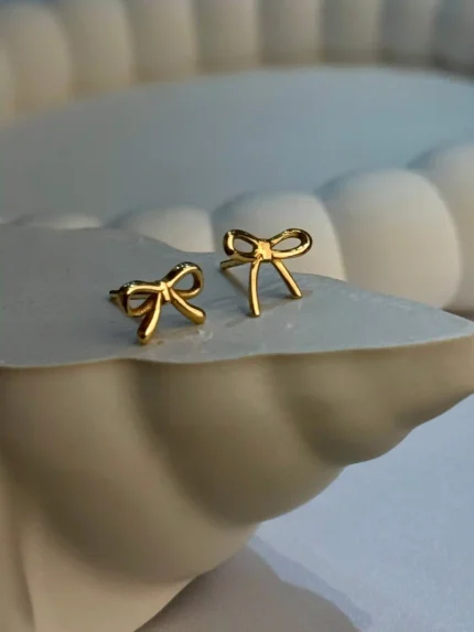 گوشواره پاپیون