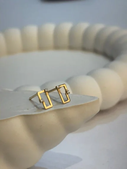 گوشواره میخی طرح مستطیل