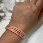 دستبند چرم صورتی