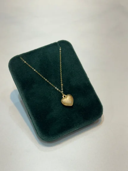 زنجیر متصل قلب