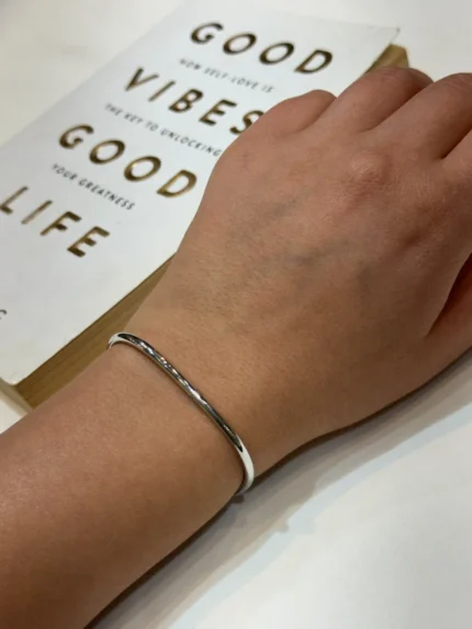 بنگل مفتولی سفید