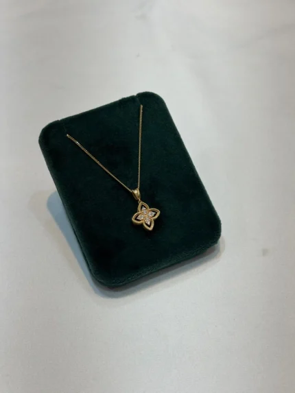 پلاک طرح روبرتو