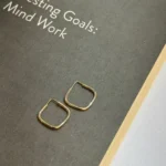 گوشواره مربع