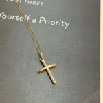 پلاک طرح صلیب