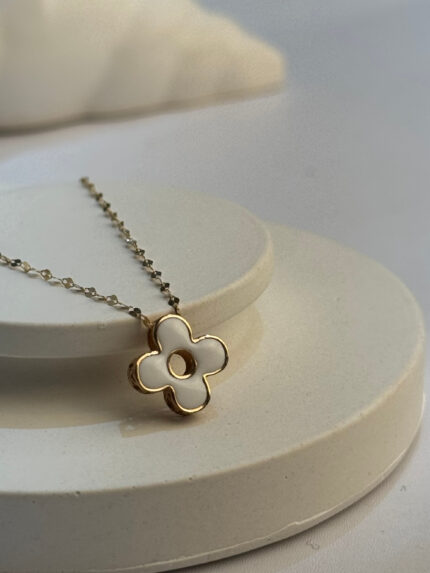 گردنبند ونکلیف