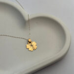 پلاک طلای گل 5 پر