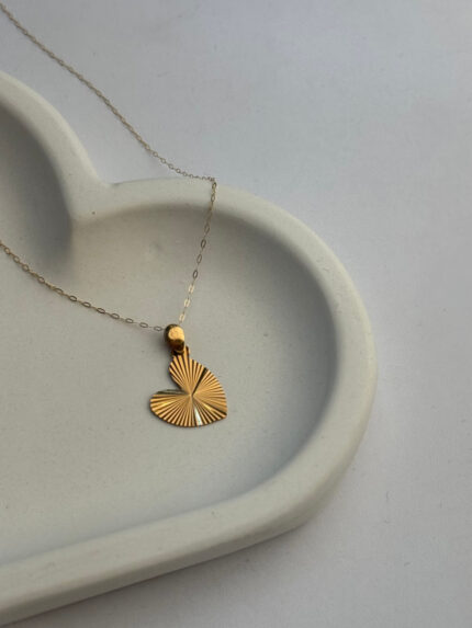 پلاک قلب تراش خورده