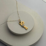 پلاک طلای love