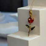 پلاک رز قرمز